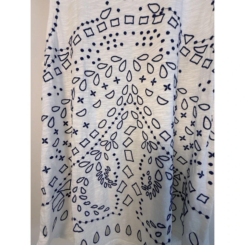 Lucky Brand Embroidered Tank Top XL White Blue Boho Coastal Summer - Picture 2 of 9